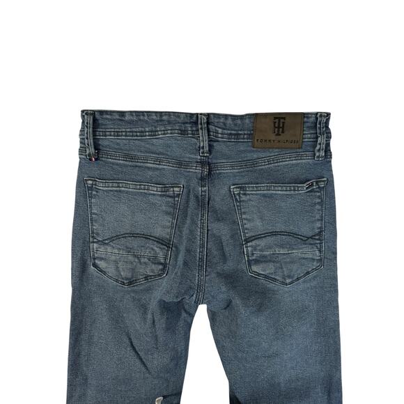 Tommy Hilfiger Distressed Denim: Classic Rebel 32 Waist Jeans Straight Leg - Picture 6 of 7